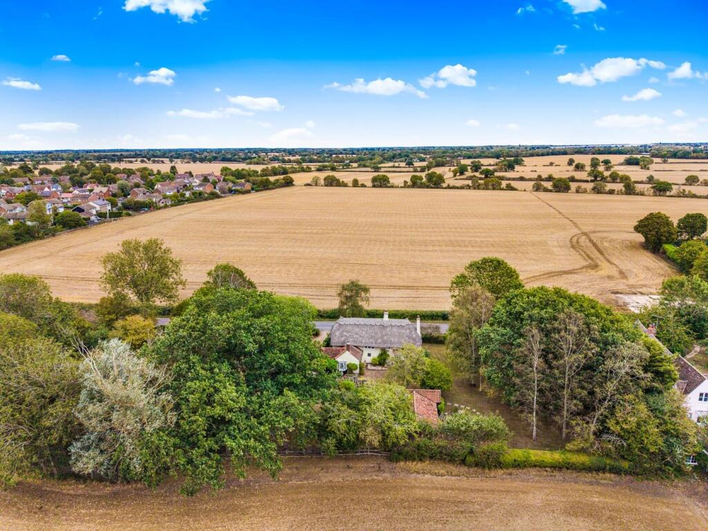 House in Chelmsford - View 2