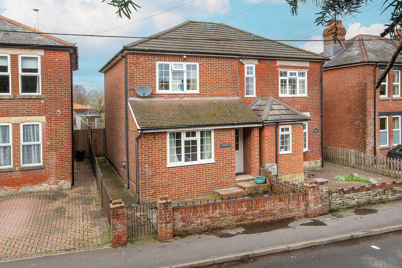 Main image of property: Main Road, Marchwood