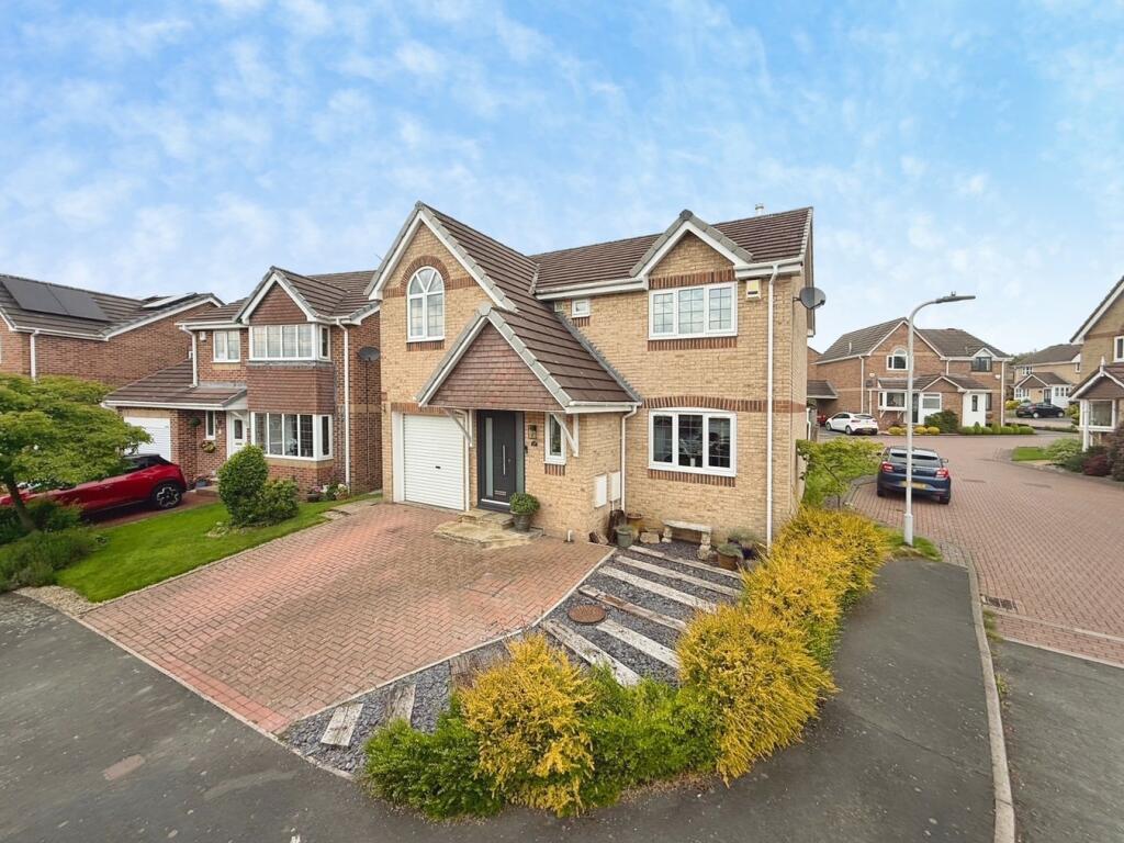 Main image of property: Oakleigh View, Baildon, Shipley, BD17