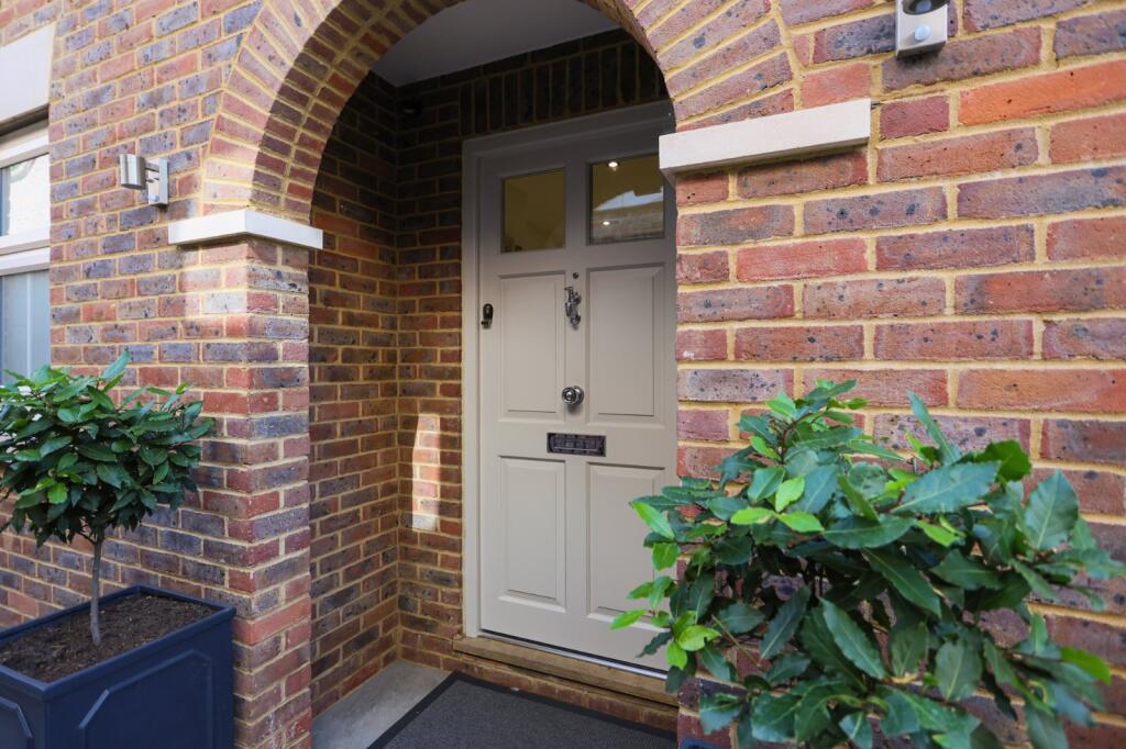 House in Kingston upon Thames - View 4