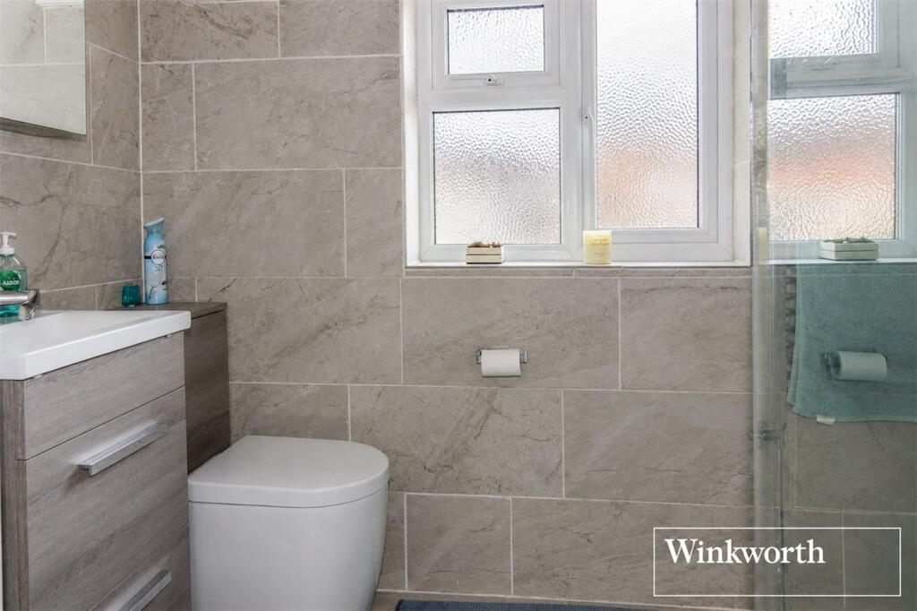 House in Watford - View 5