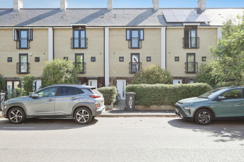 Main image of property: Orchard Park, Cambridge