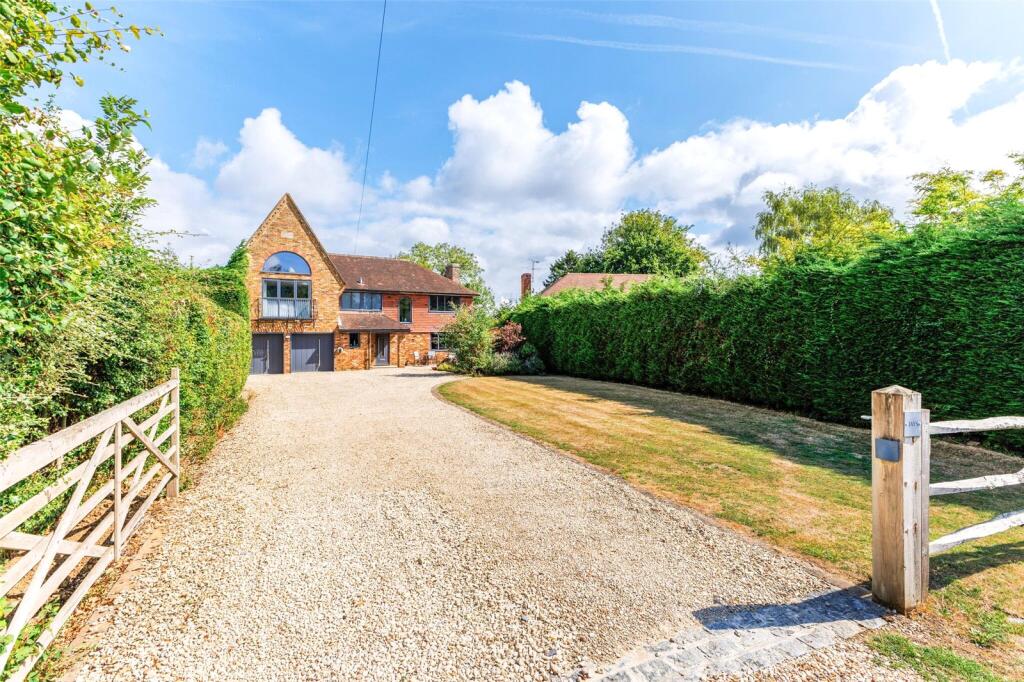 Main image of property: Jays, West Heath, RG26