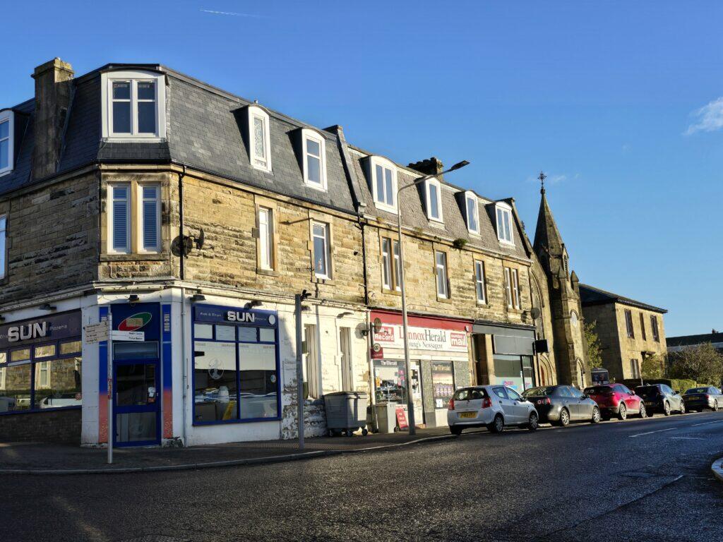 Main image of property: 3a East King Street,  Flat 2/2 Helensburgh G84 8UN