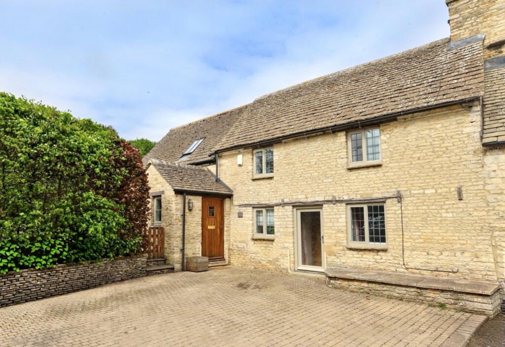 Main image of property: 2 Round Cottages, Asthall, Burford