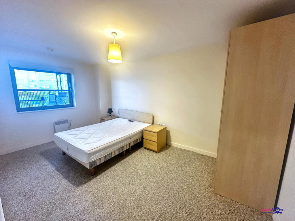 Apartment in Liverpool - View 5
