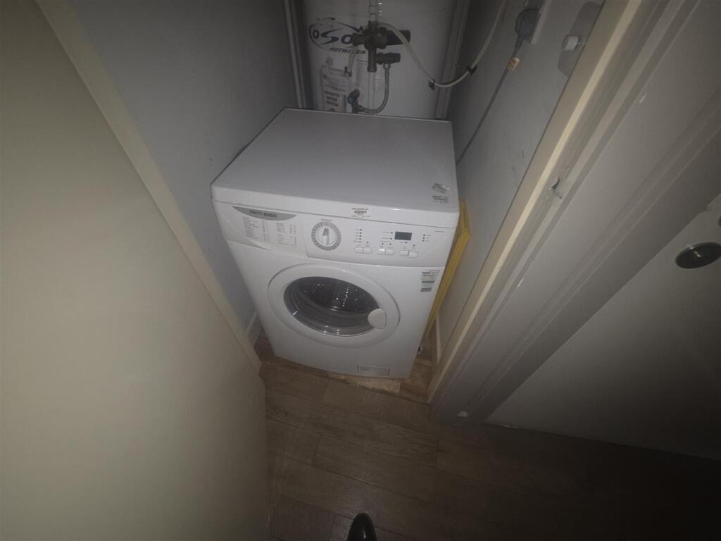 Apartment in Liverpool - More