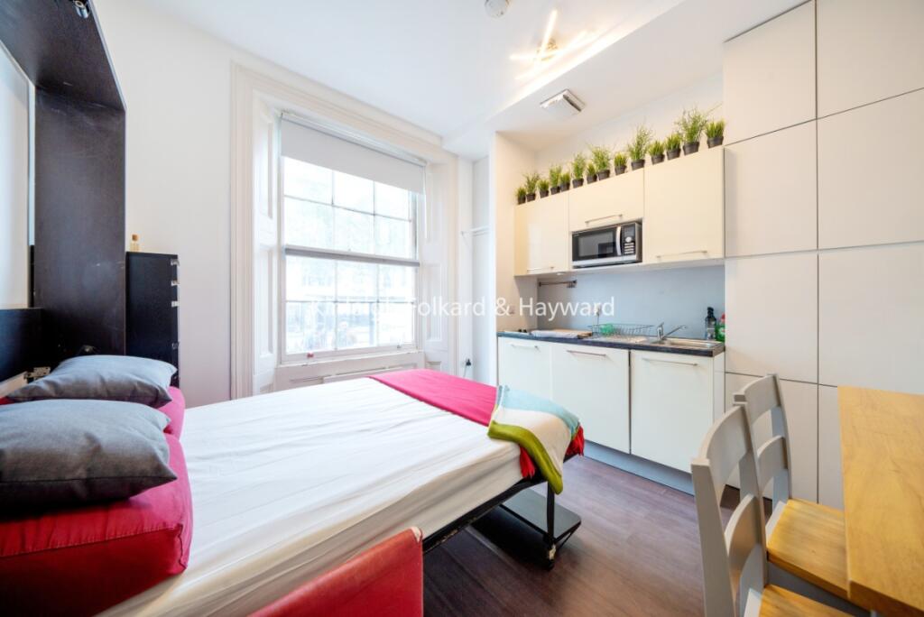 Apartment in London - View 4