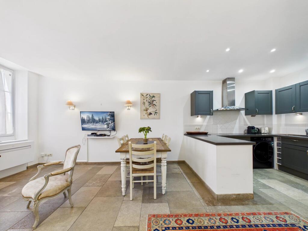 Main image of property: Provence-Alps-Cote d`Azur, Alpes-Maritimes, Cannes