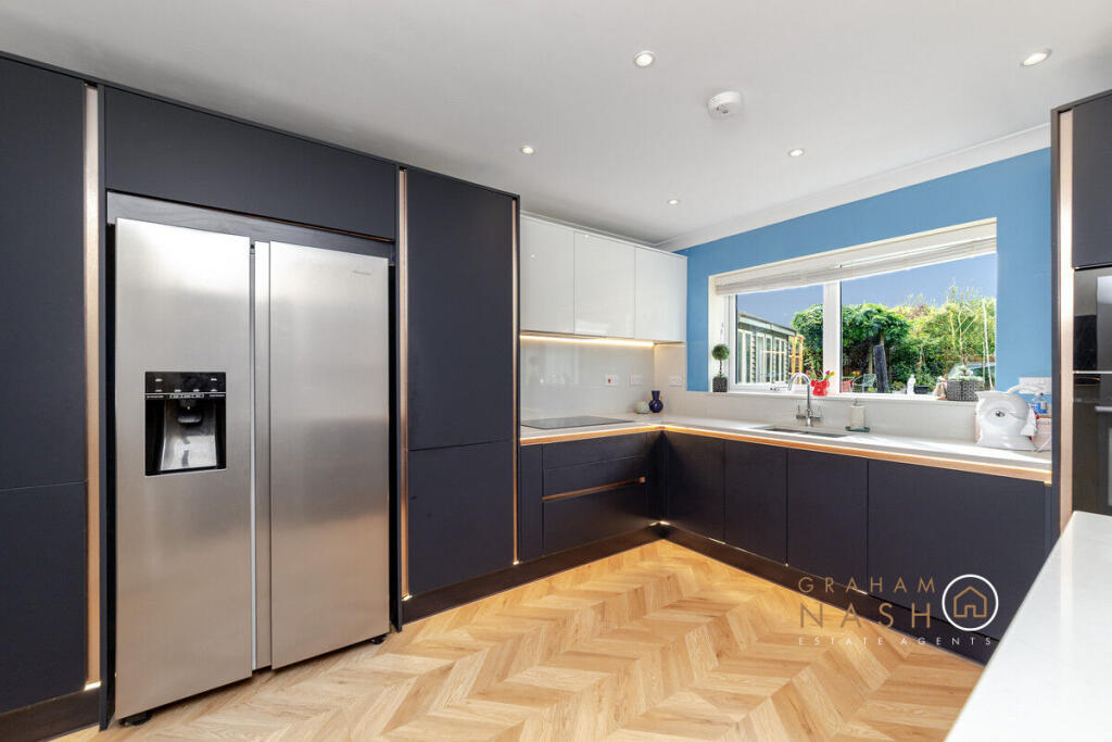 House in Milton Keynes - View 4