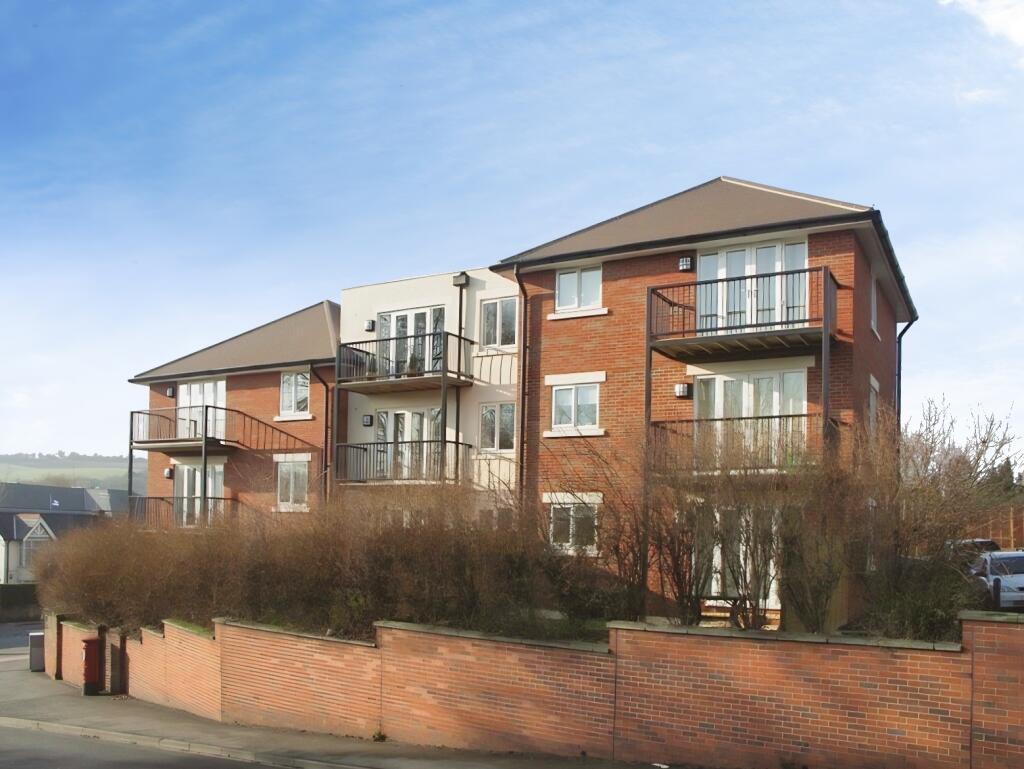 Main image of property: London Road, High Wycombe, HP11