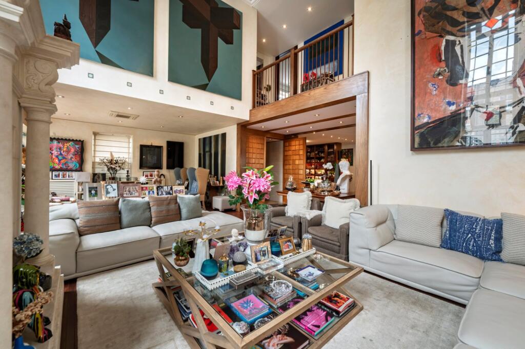 House in London - View 5