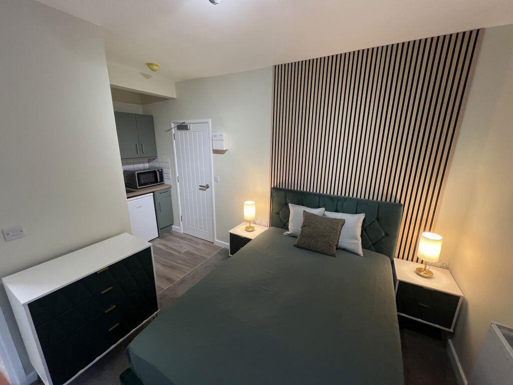 Main image of property: Rm 2, 71 Aldermans Drive, PE3 6AX