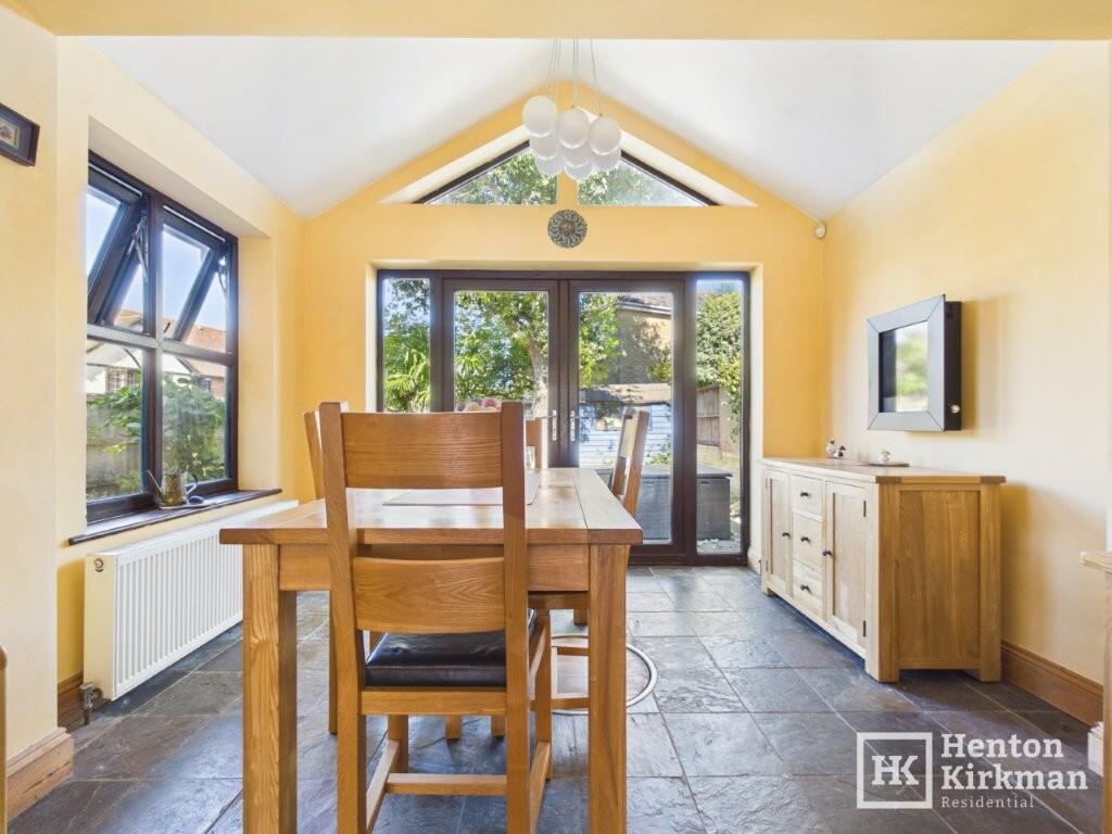 House in Basildon, Queens Park, Billericay - View 5