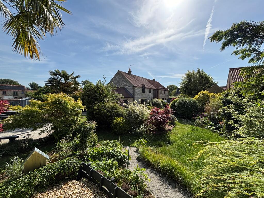 Hovells Lane, Northwold, Thetford - View 3