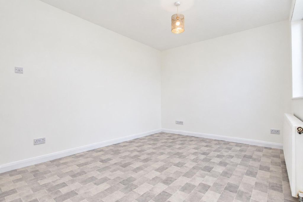 House in Doncaster - View 5
