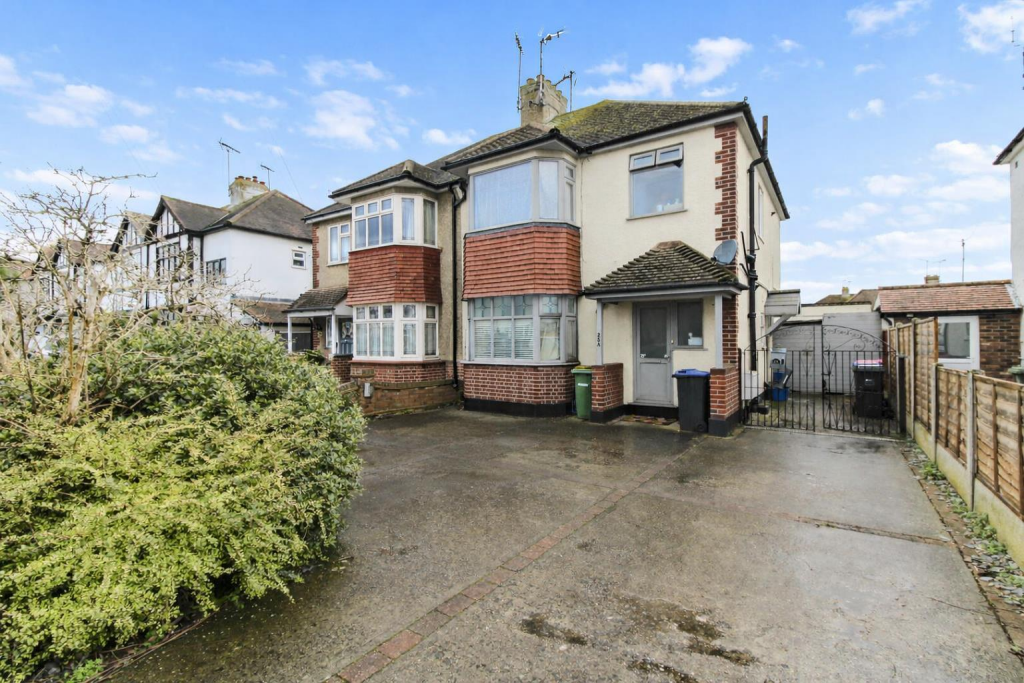 Main image of property: Beverley Gardens, Southend-On-Sea