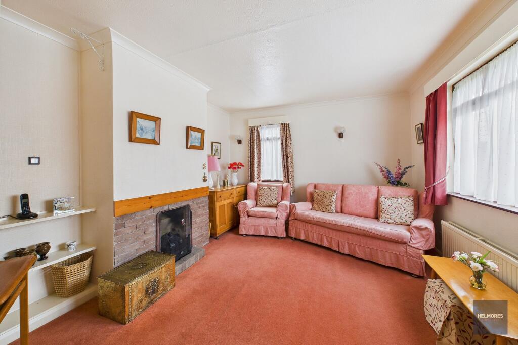 Alexandra Road, Crediton, EX17 photo 3