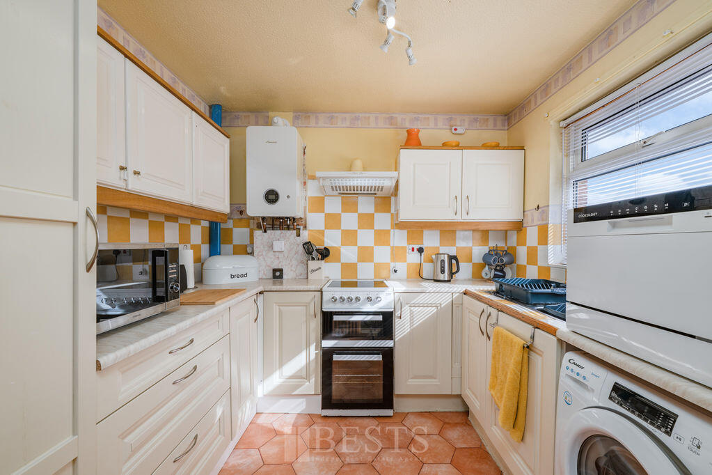 House in Runcorn, Murdishaw - View 4