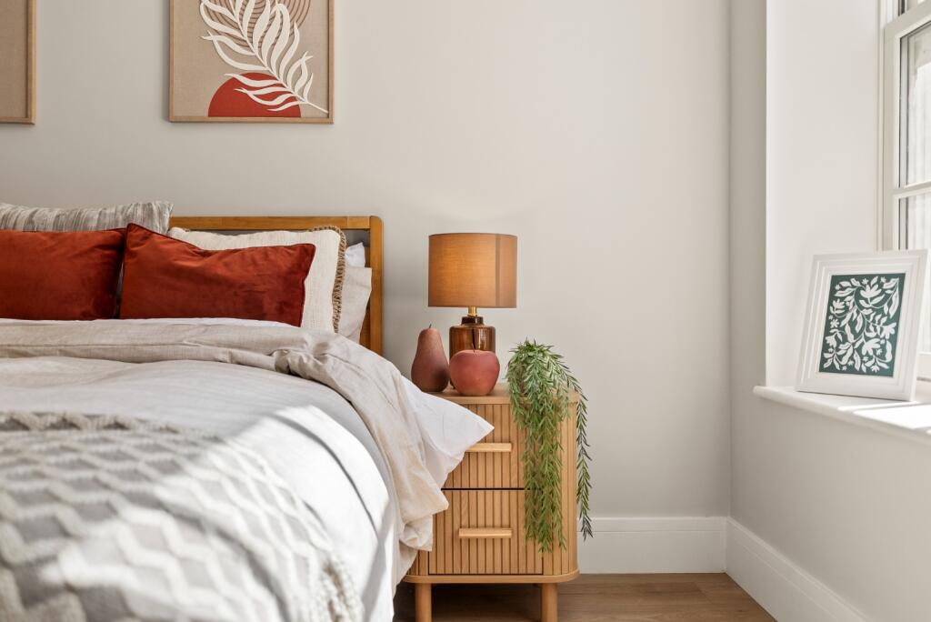 Apartment in Worcester - View 5