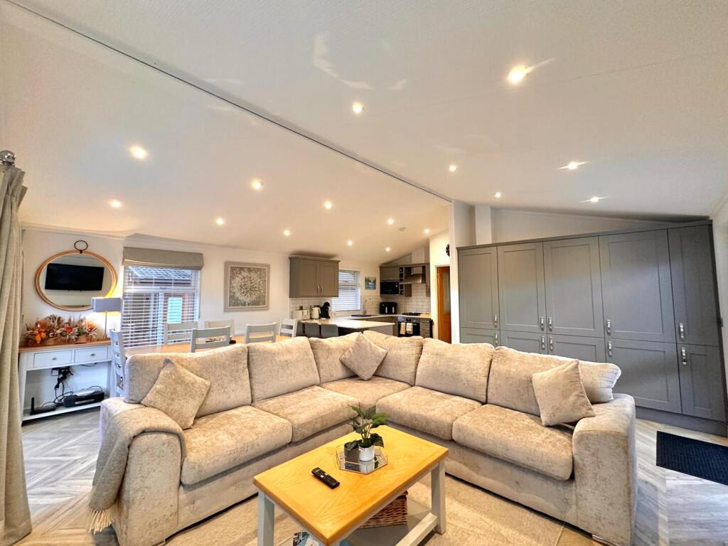 White Cross Bay Holiday Park & Marine, Ambleside Road, Windermere, LA23 1LF - View 5