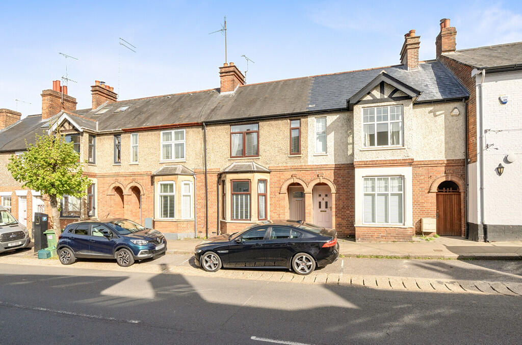 Main image of property: High Street, Hungerford
