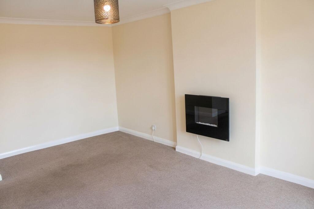 House in Doncaster - View 5