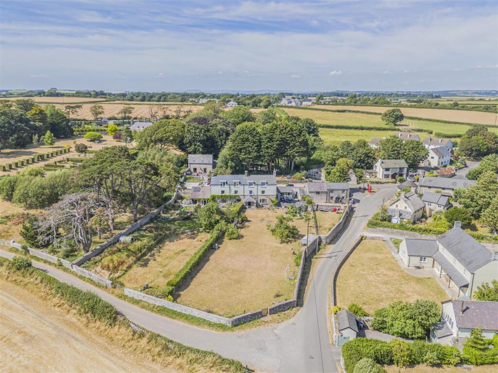 Main image of property: The Old Farmhouse, Gileston