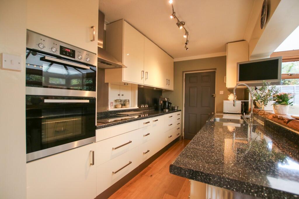 The Spinney, Finchampstead, Wokingham, RG40 - View 2