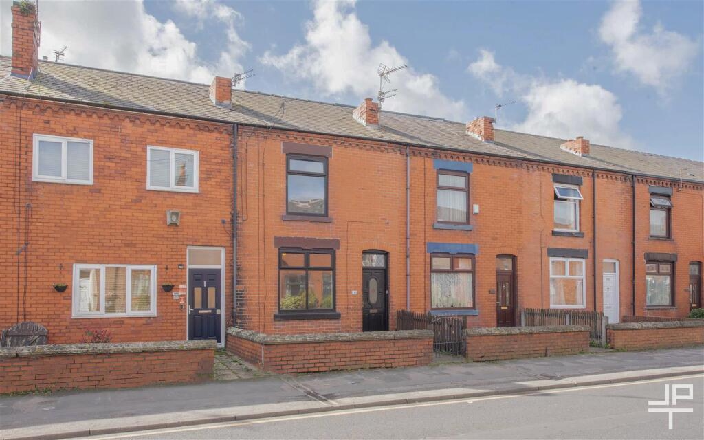 Main image of property: Wigan Road, Leigh, Greater Manchester, WN7 5LT