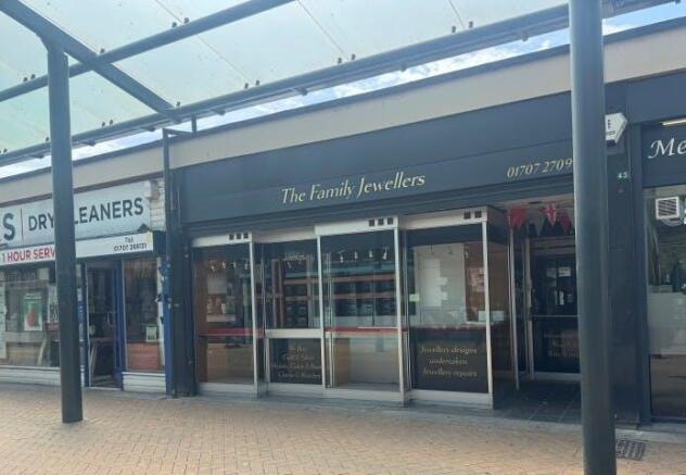 6 The Arcade, Hatfield.jpg