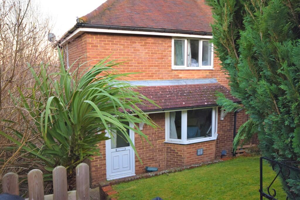 Main image of property: Studio @ Hillspur Rd