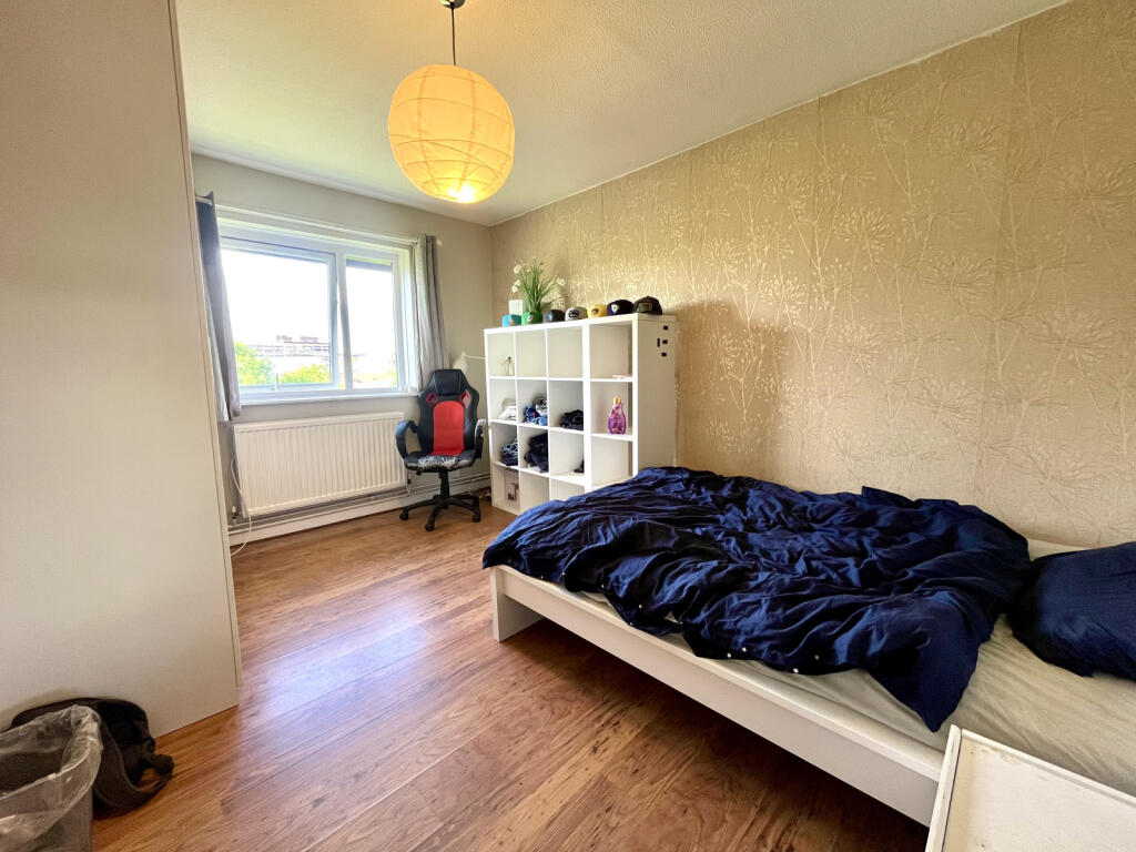 Reeves Court, Salford, M5 5AE - Mehr