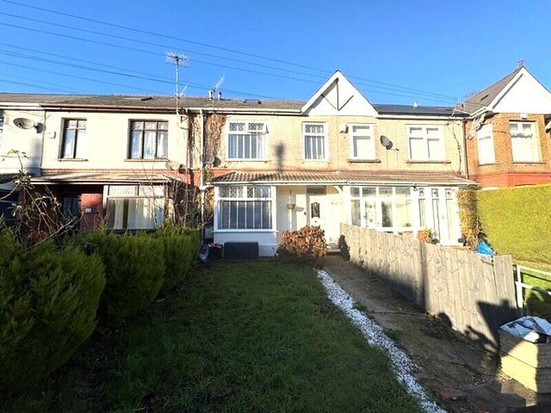 Main image of property: Glanwern Terrace, PONTYPOOL, Torfaen