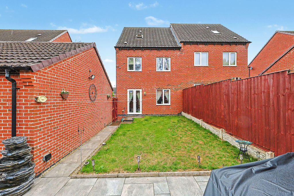 House in Sheffield - View 4