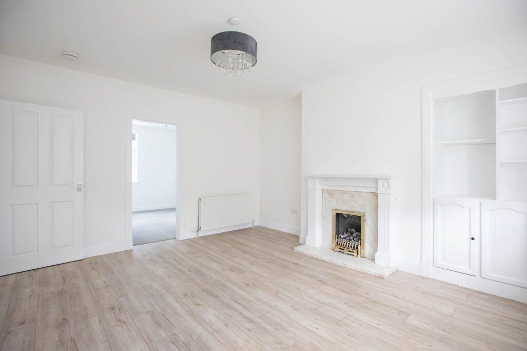 Apartment in Paisley, Thornly Park - View 3