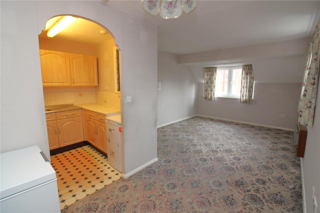 Apartment in Portsmouth - More