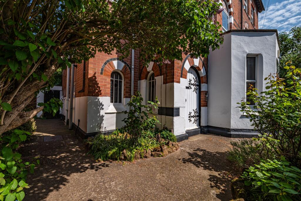 Main image of property: Arthur Street, Nottingham, NG7