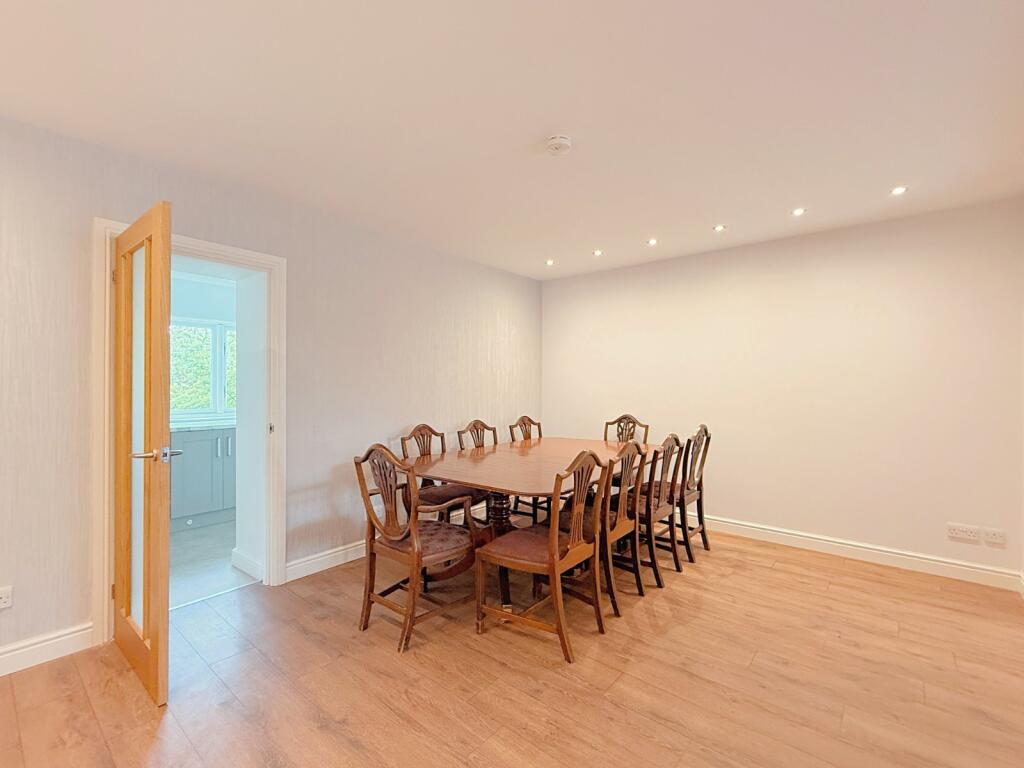 House in Bradford, West Yorkshire - View 5