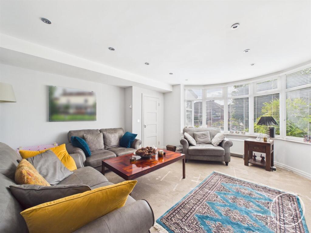 House in Leeds - View 4