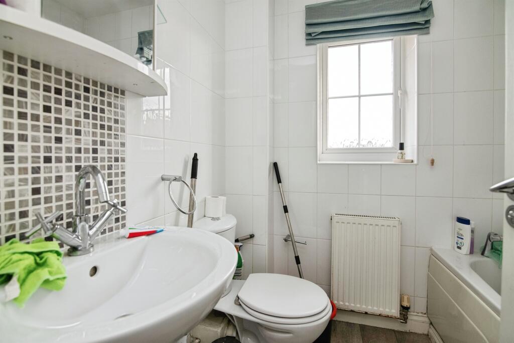 Additional image 14 of York Crescent, West Bromwich