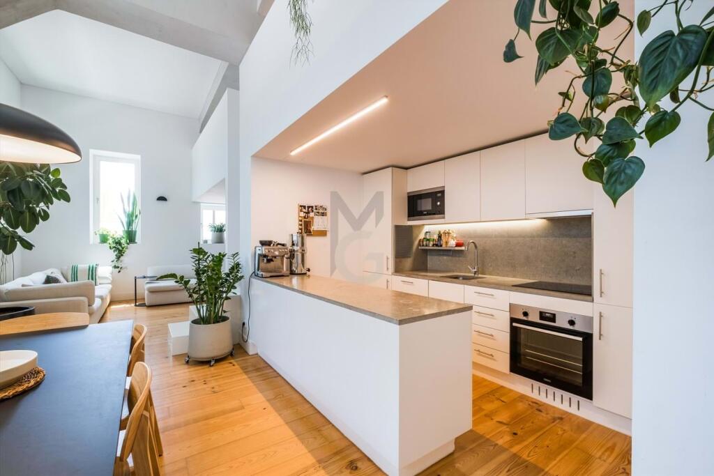 Main image of property: Lisbon, Lisbon
