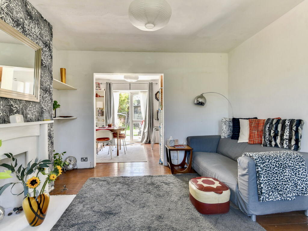 House in Worthing, West Sussex - View 4