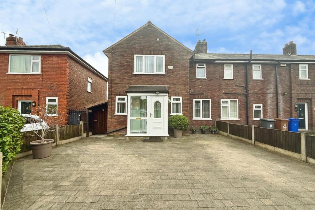 Main image of property: Grasmere Road, Swinton, Manchester, Greater Manchester, M27