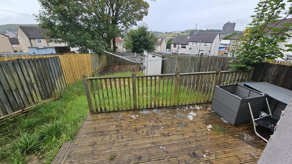 House in Paisley, Inverclyde - More