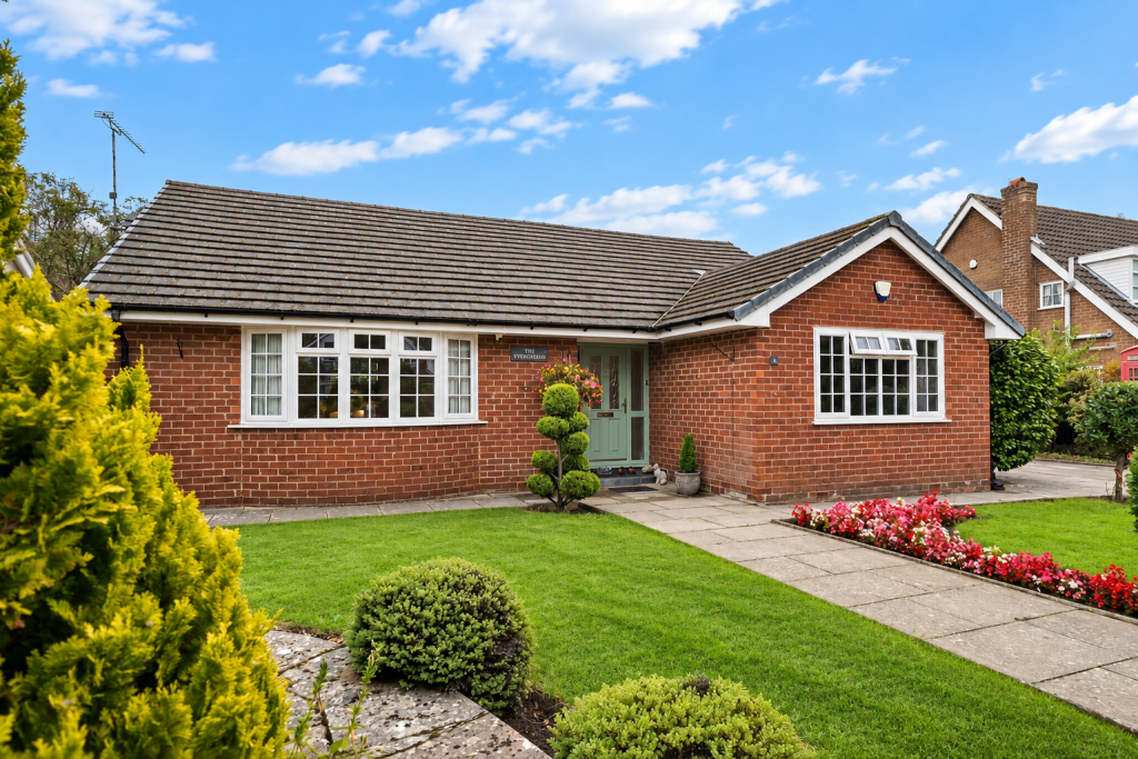 Main image of property: Firs Crescent, Formby, L37 1PT