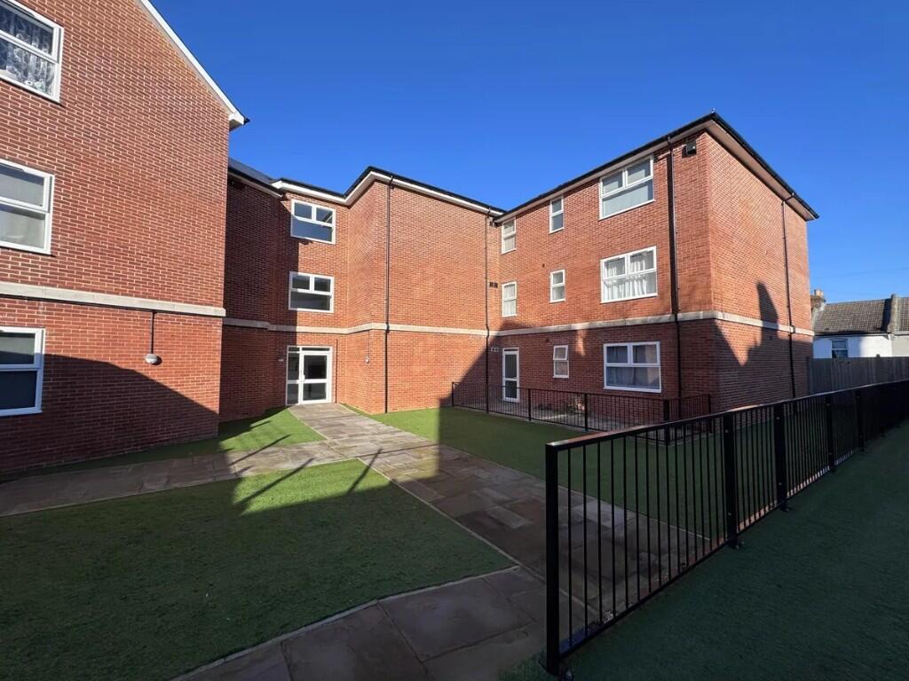 Main image of property: Redvers Road, Chatham, Kent, ME4