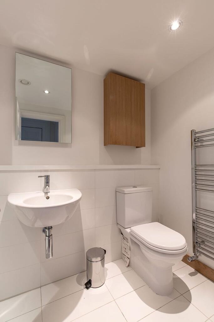 Ground floor studio flat for rent