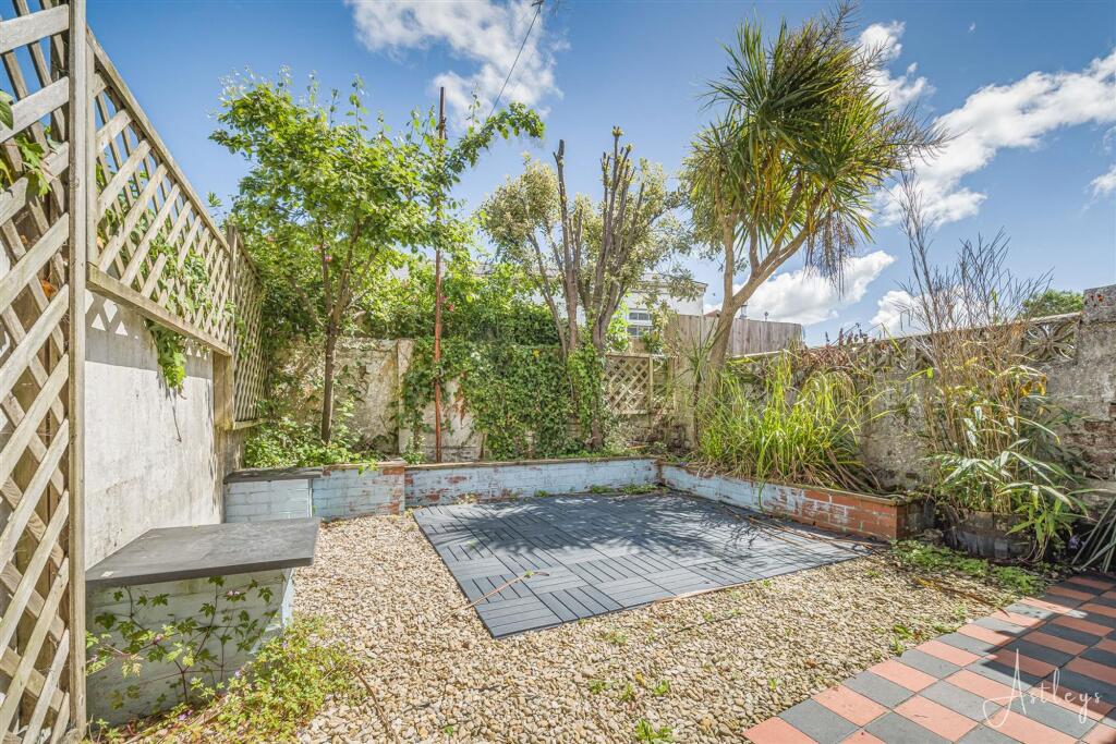 House in Swansea - View 5