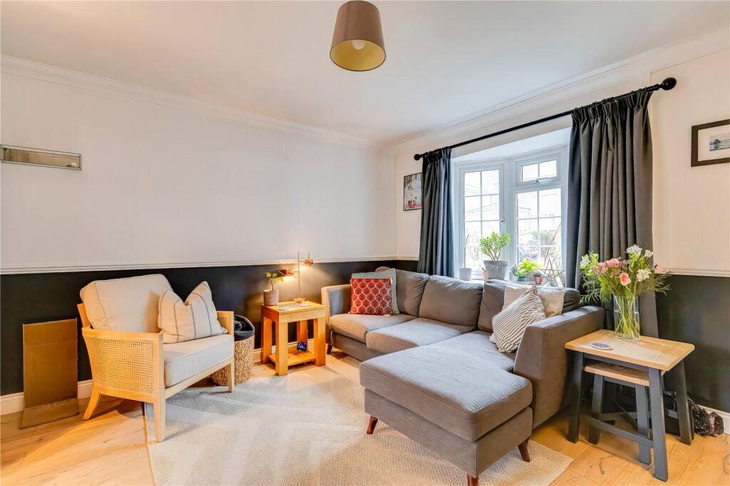 Castle Coch View,Tongwynlais,Cardiff,CF15 7LA - View 2